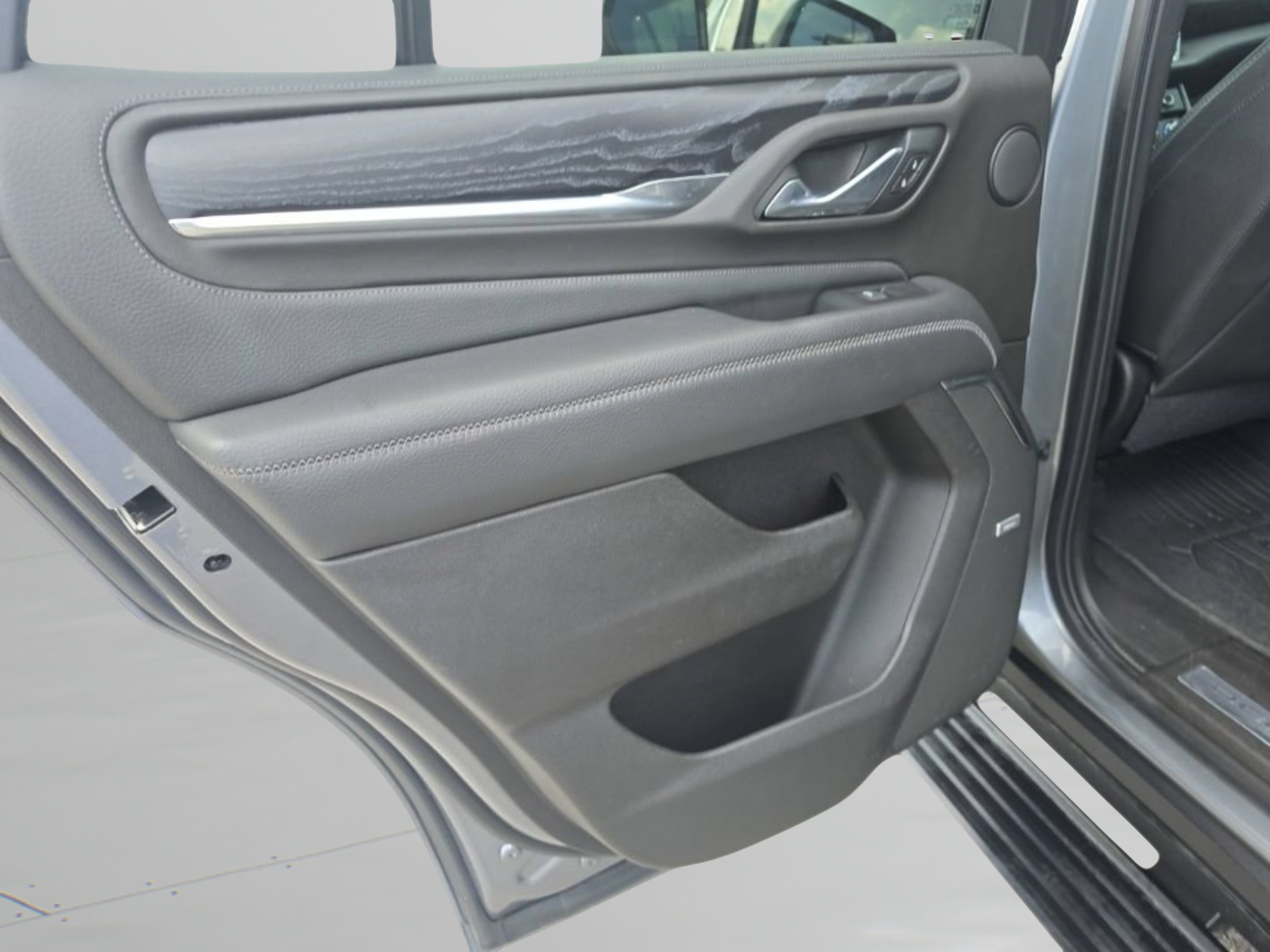 Used 2021 SATIN STEEL METALLIC GMC Denali image 21