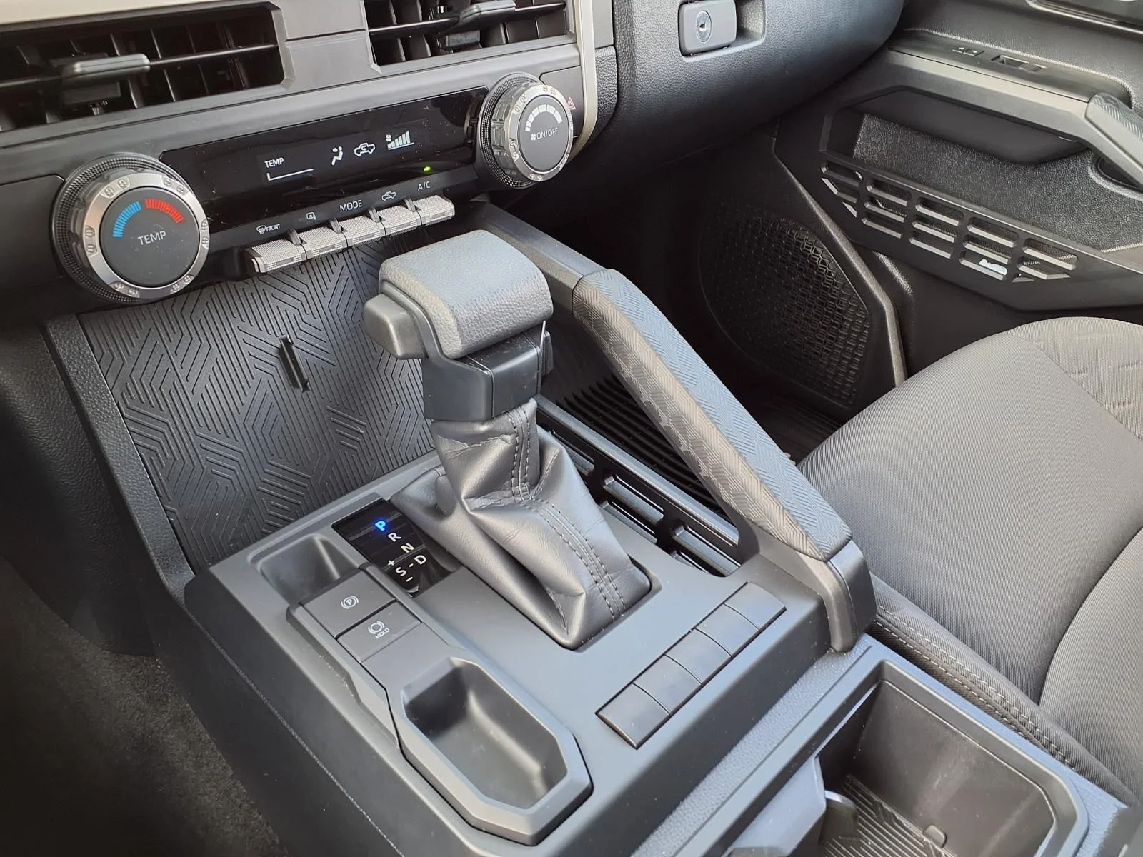Certified Used 2025 Silver Toyota SR image 25