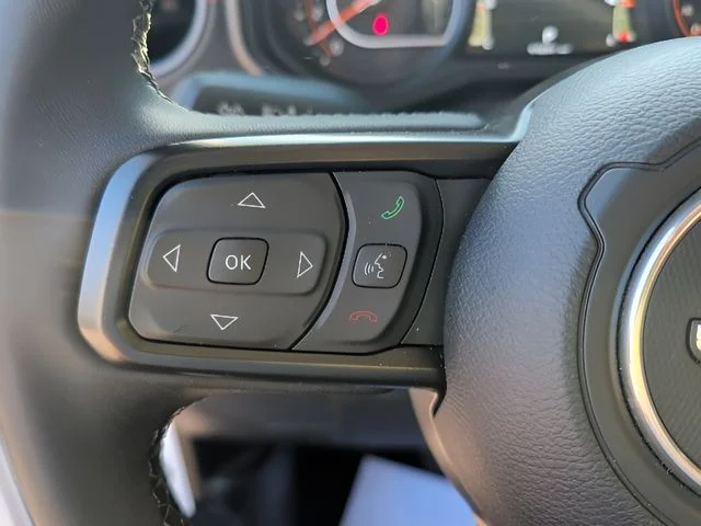 Used 2025 White Jeep Rubicon image 17