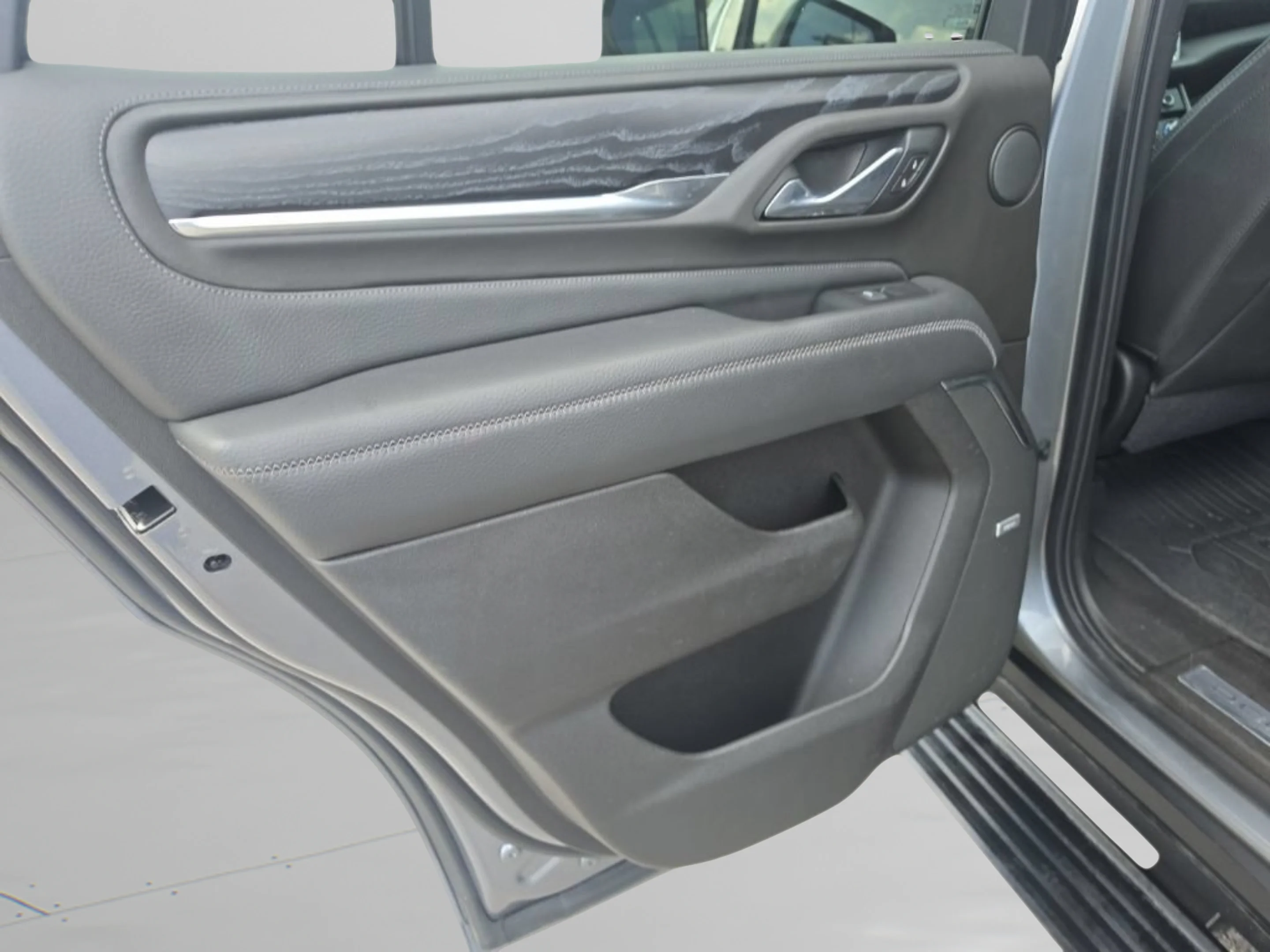 Used 2021 SATIN STEEL METALLIC GMC Denali image 21