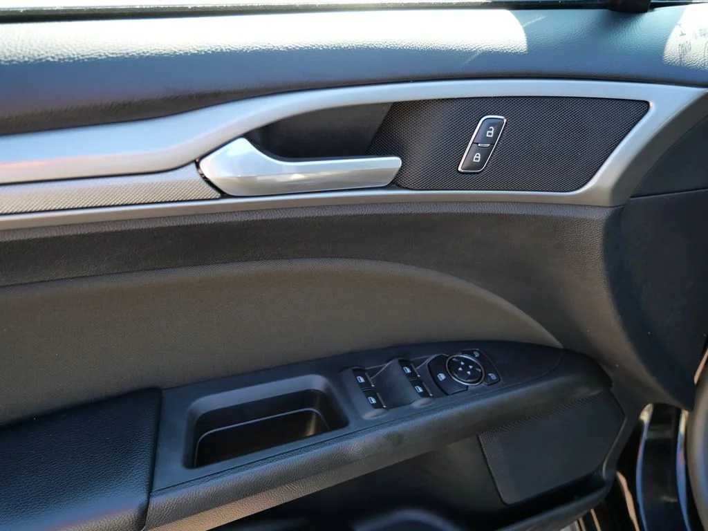 Certified Used 2019 Black Ford SE image 18