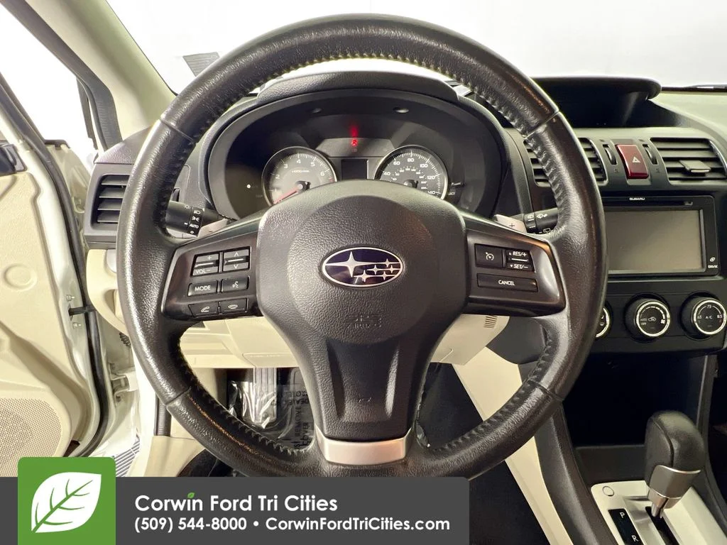 Used 2013 Satin White Pearl Subaru 2.0i Limited image 8