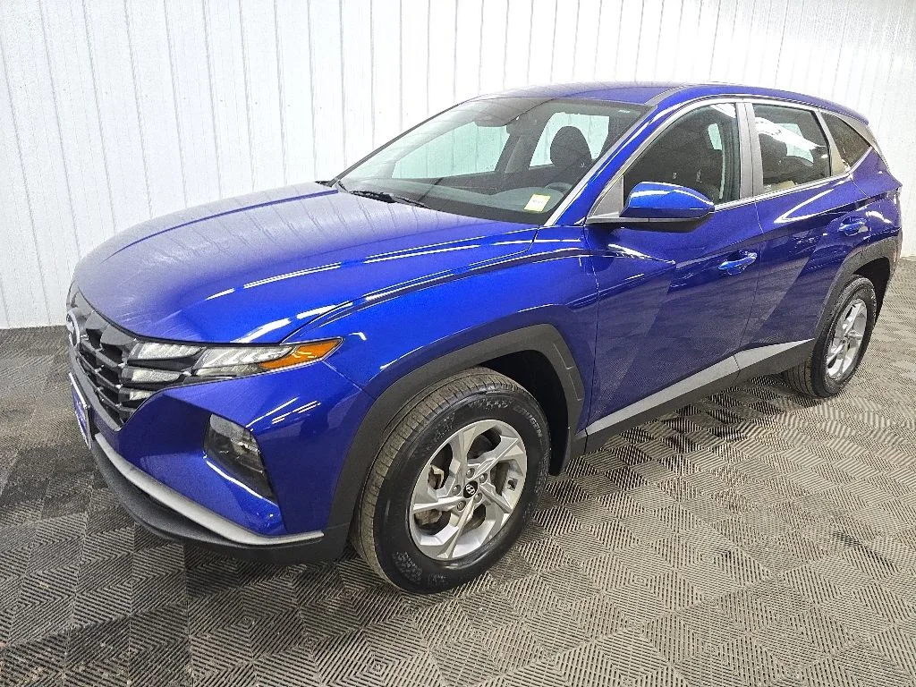 Used 2024 Intense Blue Hyundai SE image 8
