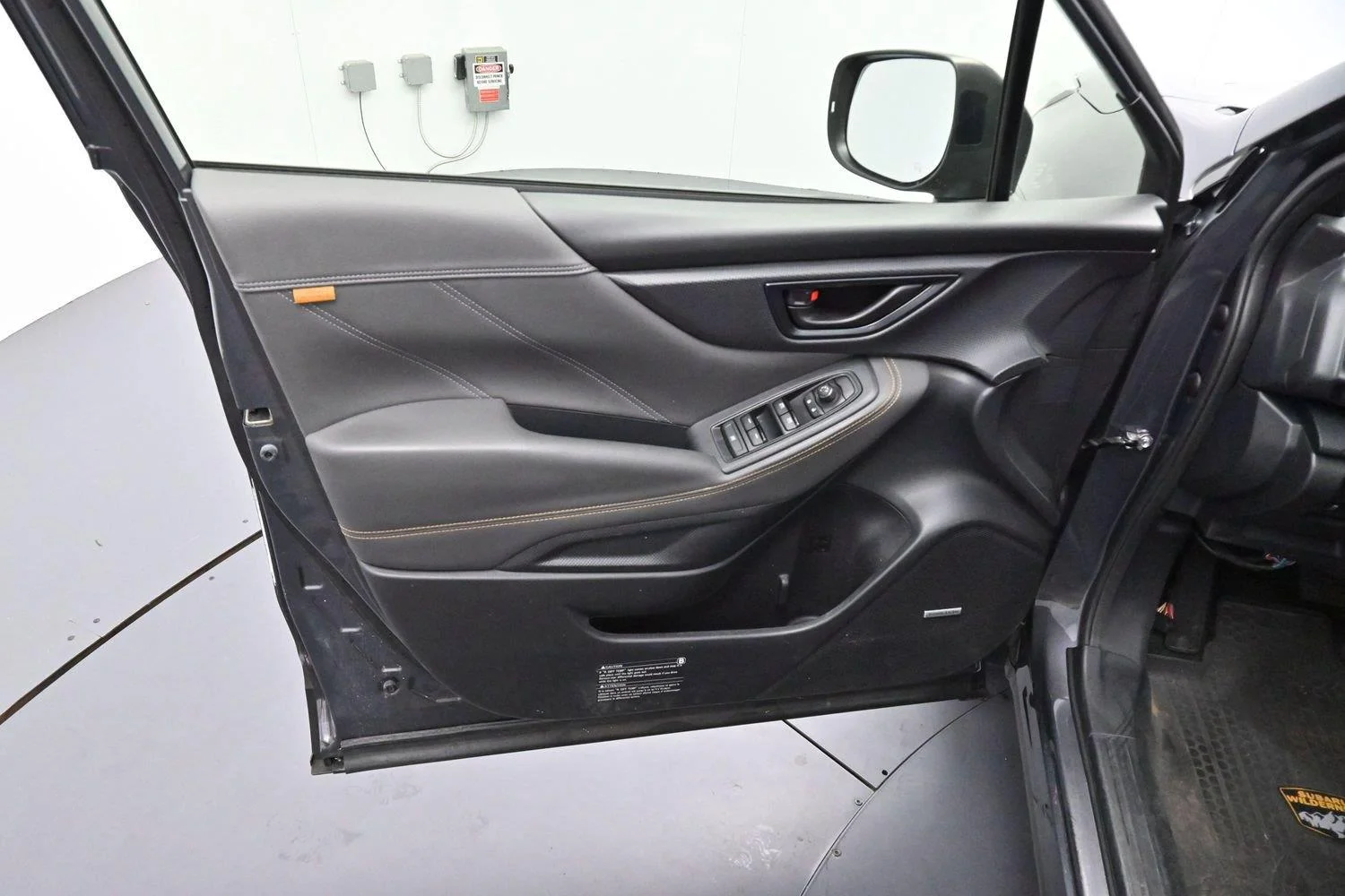 Used 2024 Magnetite Gray Metallic Subaru Wilderness image 9