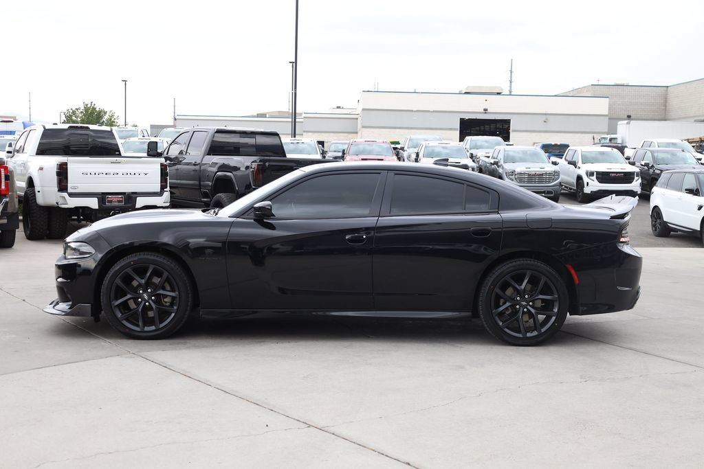 Used 2022 Pitch Black Clearcoat Dodge R/T image 3
