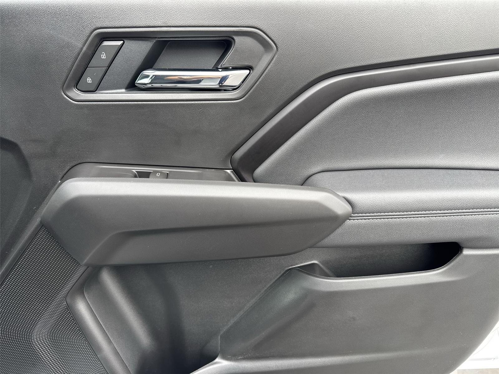 2026 Chevrolet Colorado LT - Photo 32