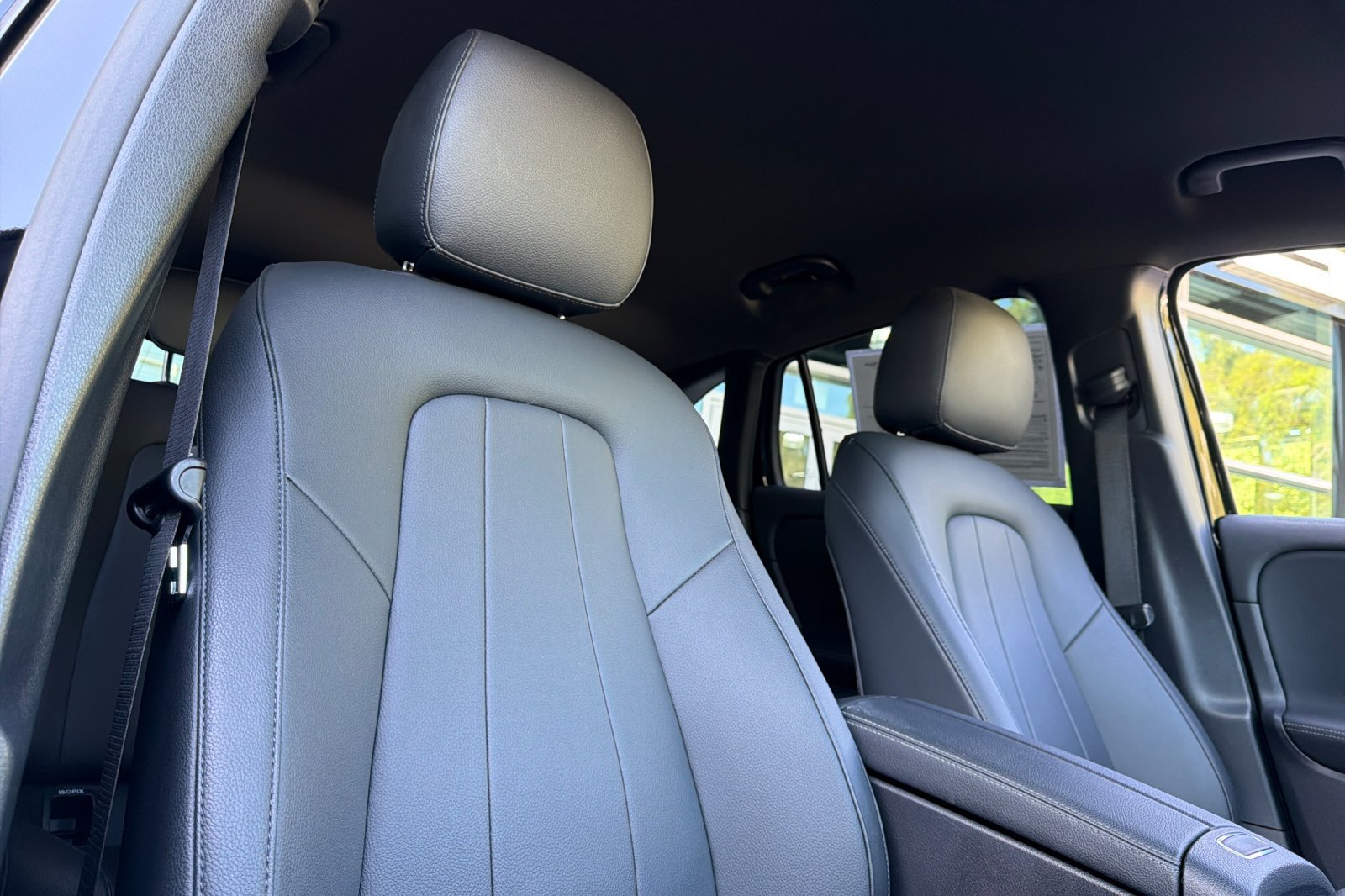 Used 2023 Black Mercedes-Benz GLA 250 image 31