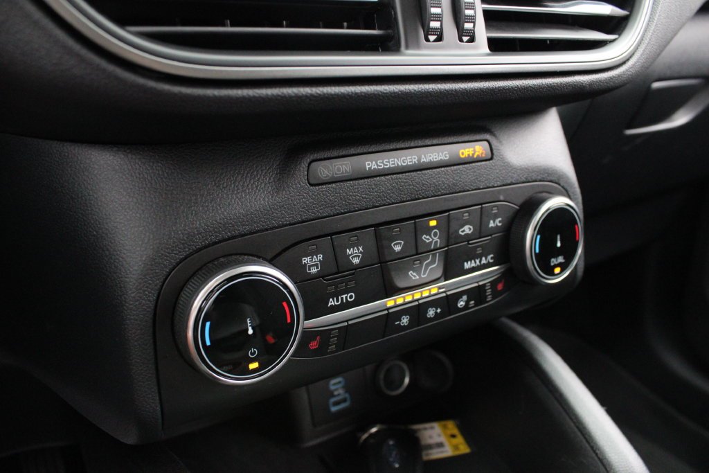 Used 2023 Vapor Blue Ford Active image 16