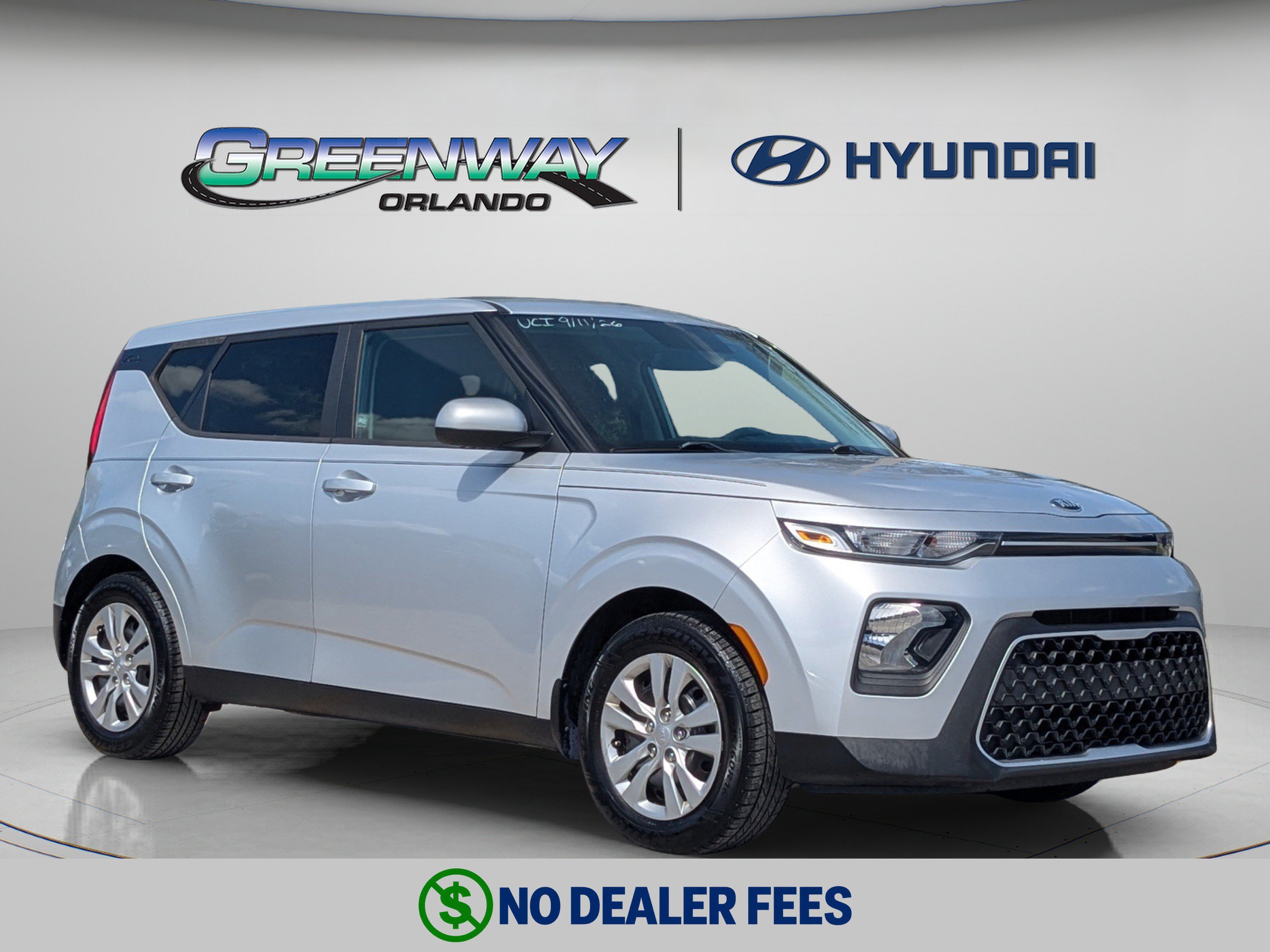 Used 2020 Sparkling Silver Kia LX image 1