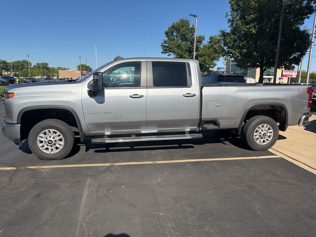 Used 2025 Gray Chevrolet LT image 1