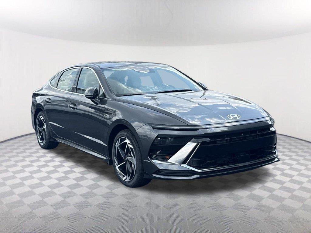 New 2026 Gray Hyundai SEL Sport image 3