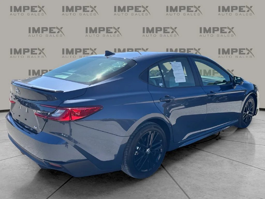 Used 2026  Toyota SE image 5