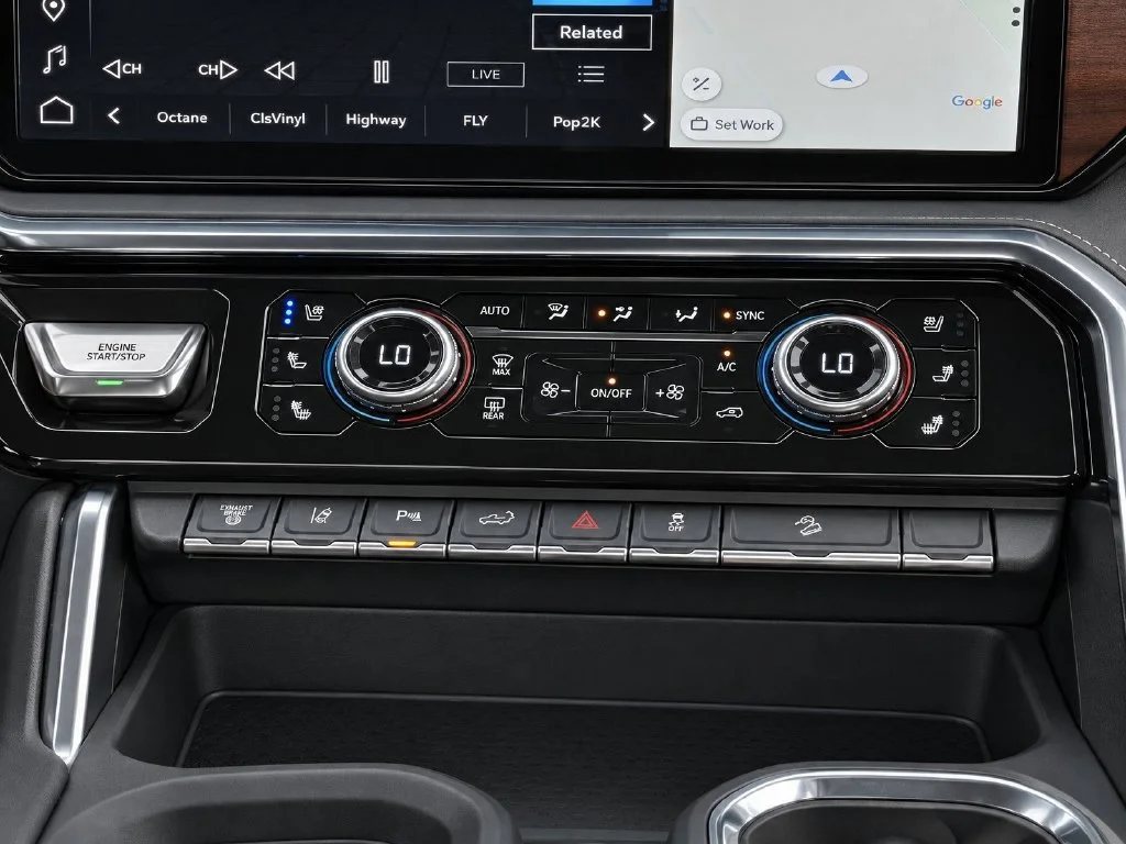 Used 2025 Silver GMC Denali Ultimate image 11
