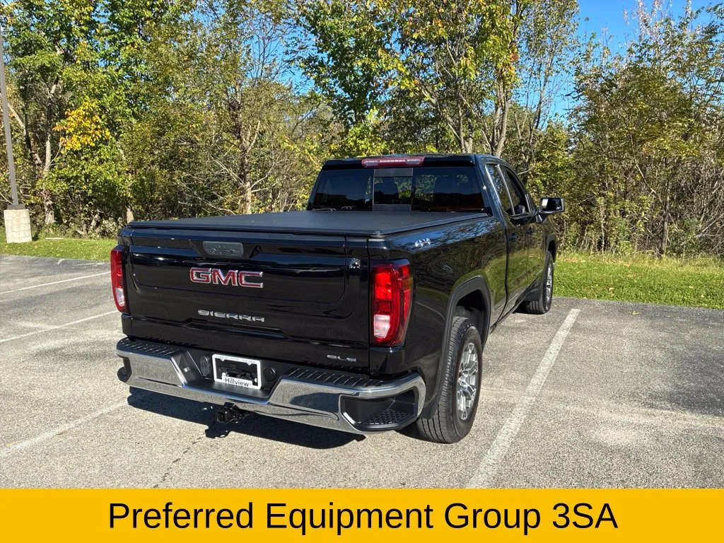 Used 2021 Onyx Black GMC SLE image 6