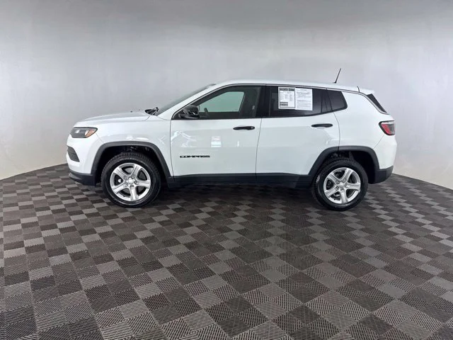 Used 2023 White Jeep Sport image 10
