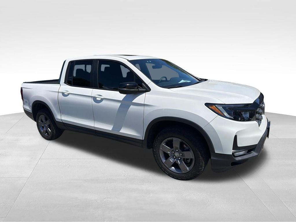 Used 2024 White Honda TrailSport image 6