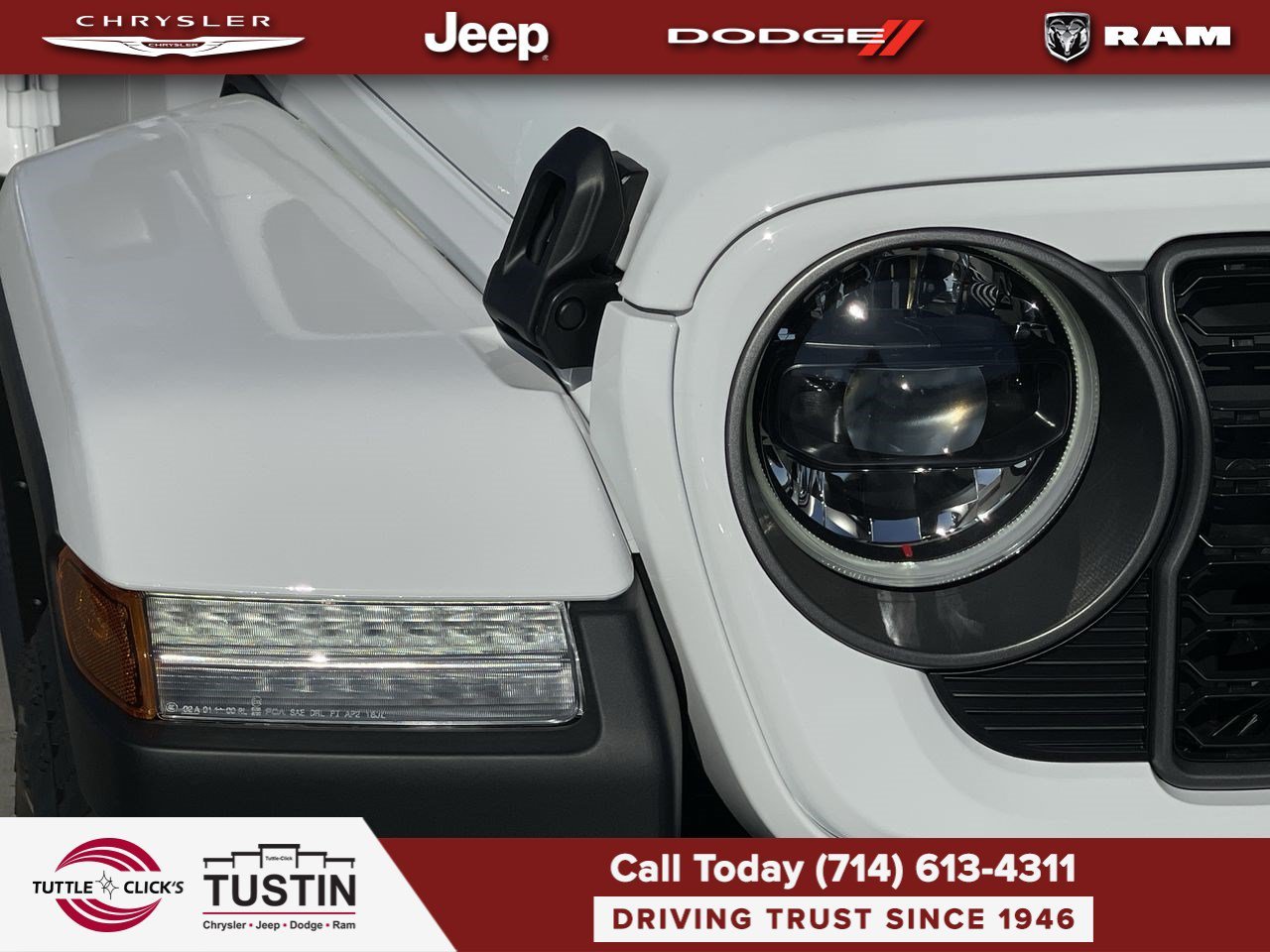 New 2026 Bright White Clearcoat Jeep California Edition image 13
