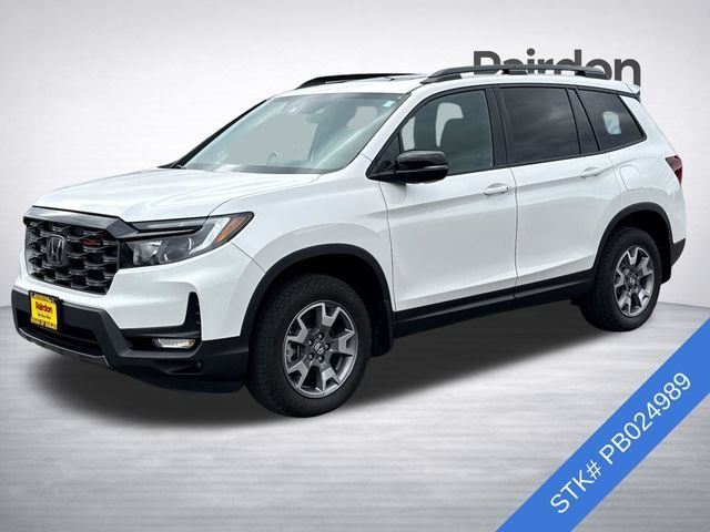 Used 2023 Platinum White Pearl Honda TrailSport image 3