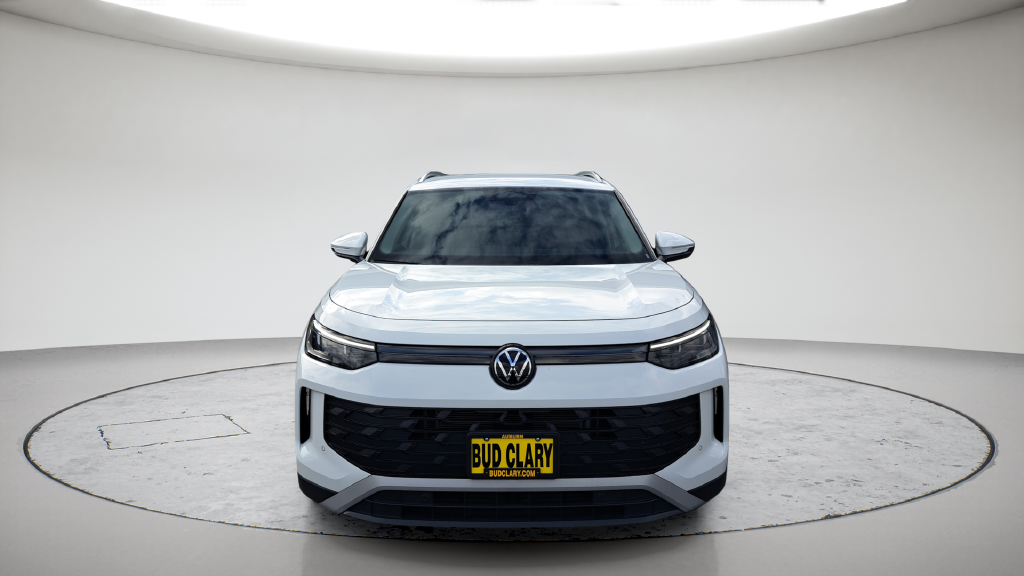Used 2026 White Volkswagen SE image 2