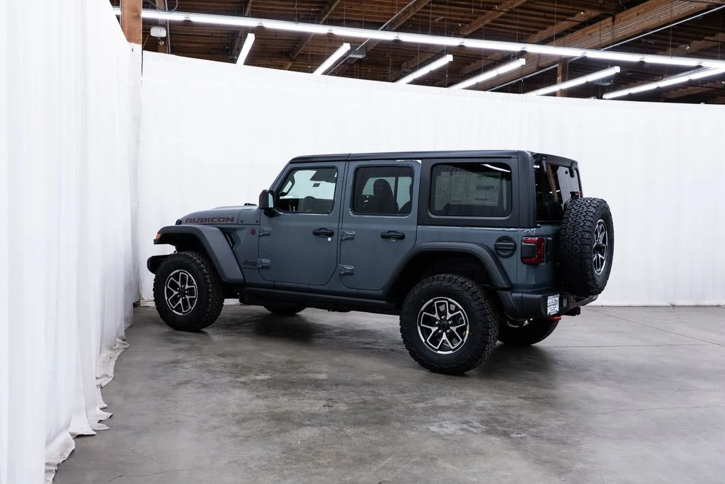 New 2026 Anvil Clear-Coat Exterior Paint Jeep Rubicon image 4