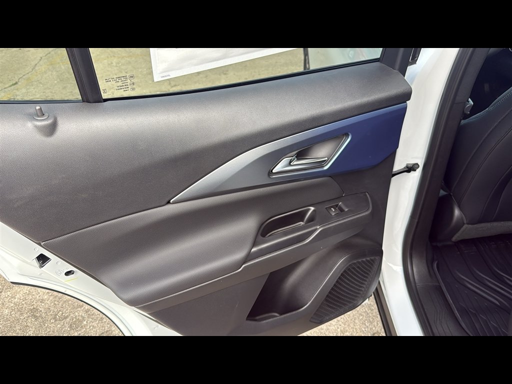 2026 Chevrolet Equinox EV 2LT - Photo 21