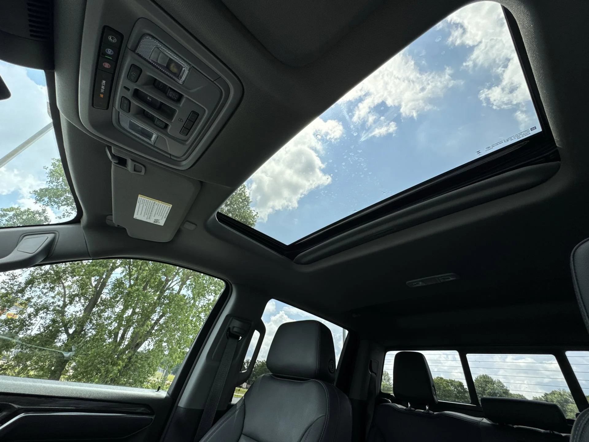 Certified Used 2025 Summit White Chevrolet LTZ image 22