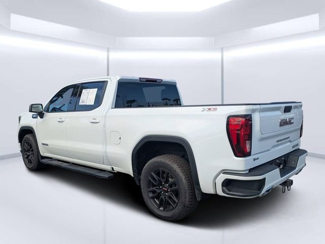 Used 2022 White GMC Elevation image 5
