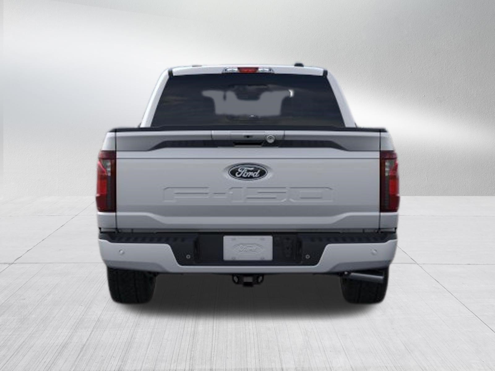 New 2026 Iconic Silver Metallic Ford XLT image 7