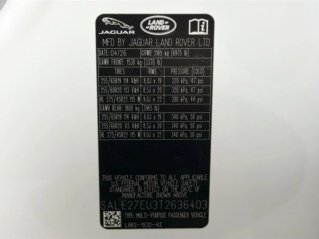 New 2026 Fuji White Land Rover X-Dynamic SE image 34