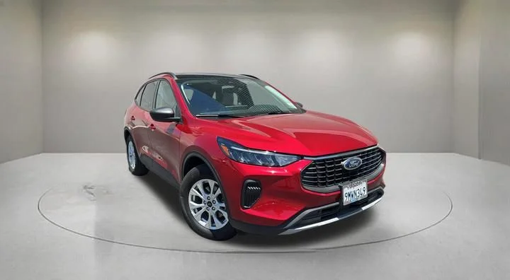 New 2025 Rapid Red Metallic Tinted Clearcoat Ford Active™ image 1