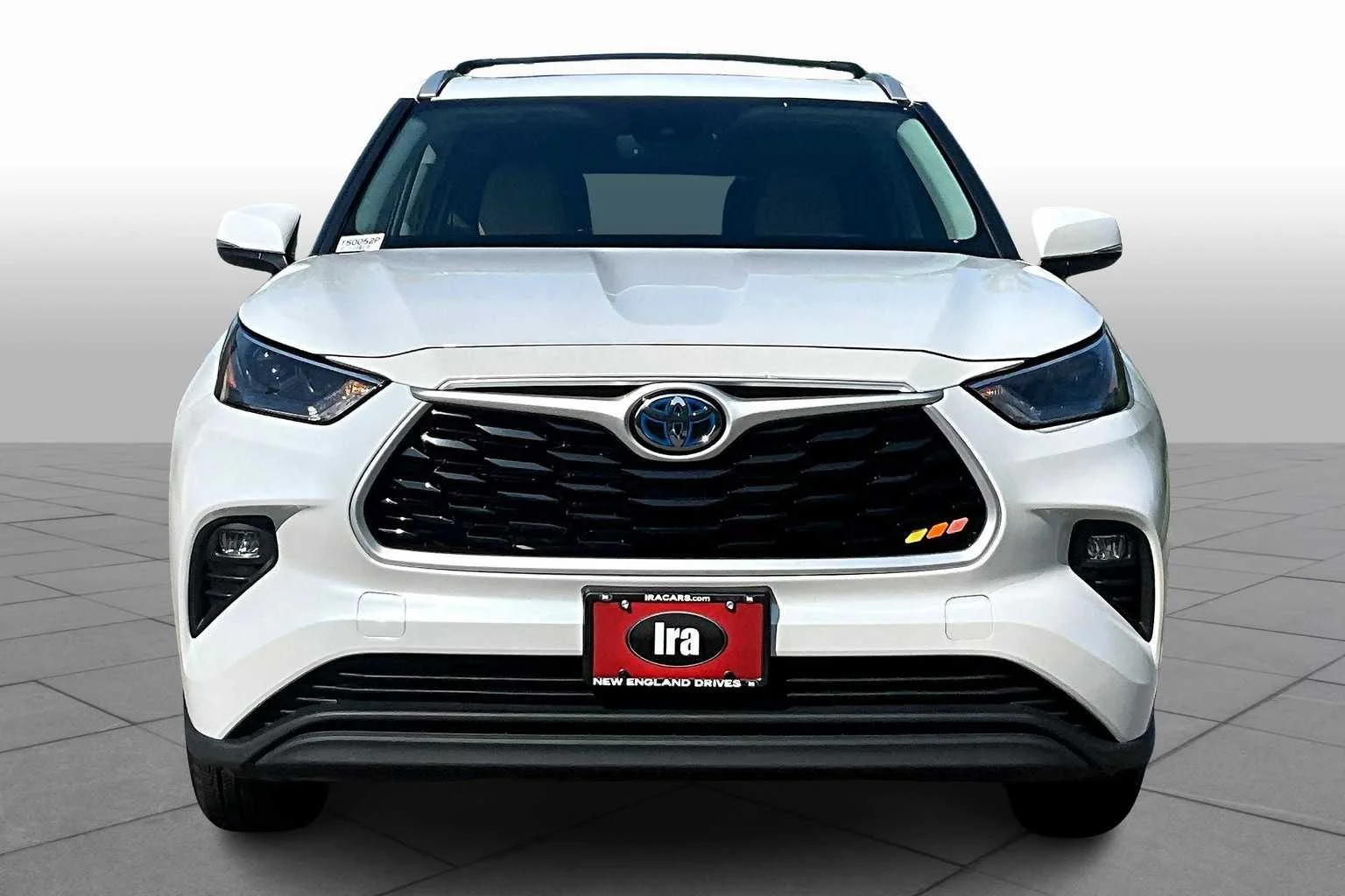 Pre-Owned 2022 Toyota Highlander Hybrid XLE