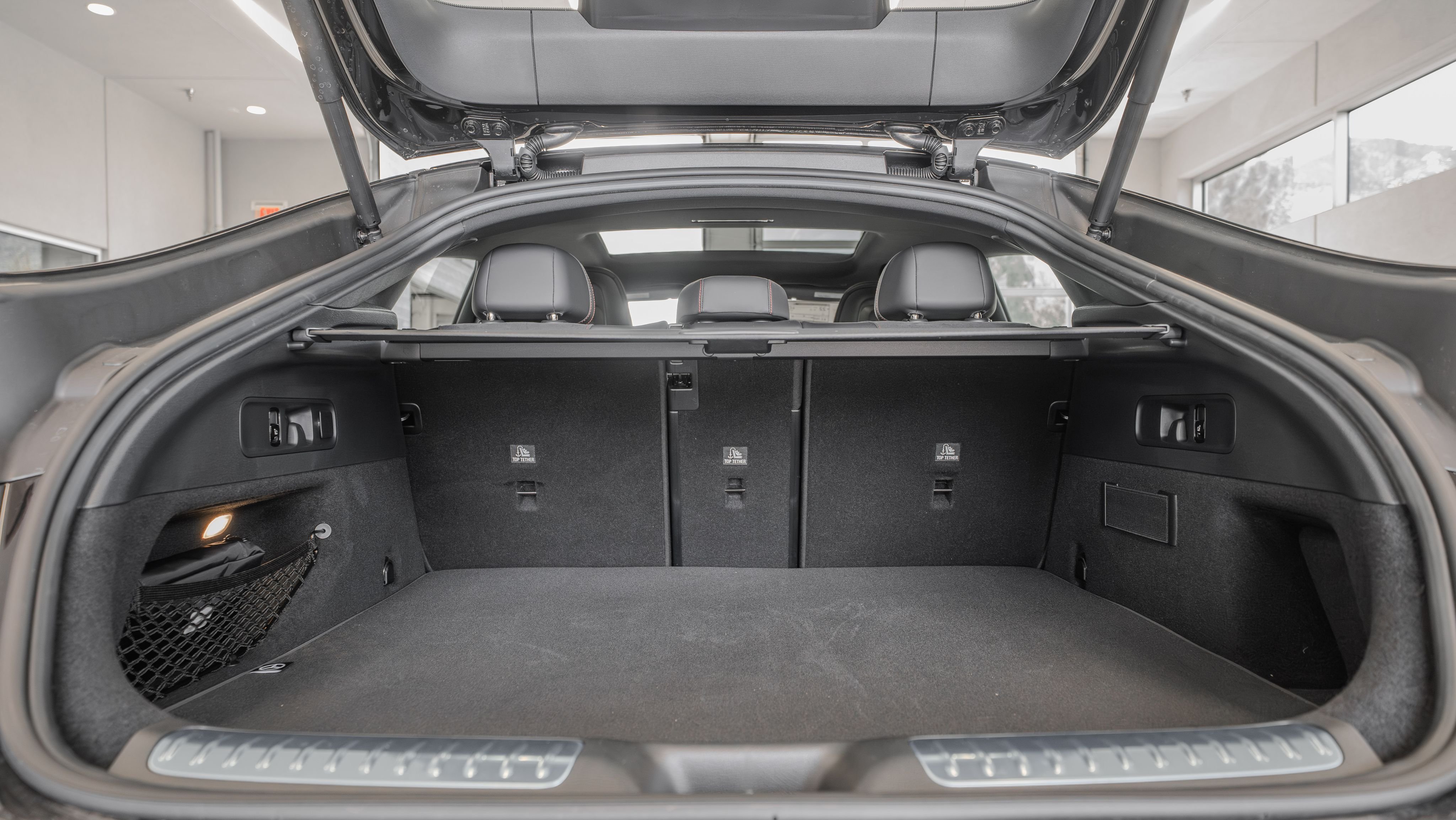 New 2027 Obsidian Black Metallic Mercedes-Benz GLC 350e image 35