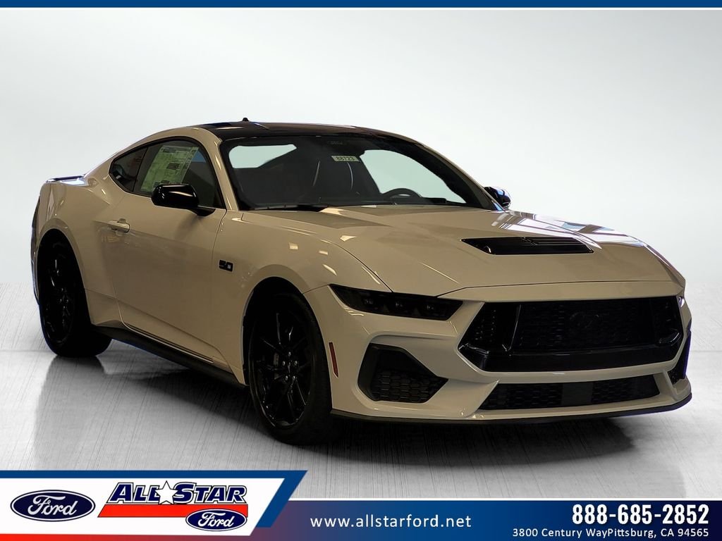 2026 Ford Mustang GT Fastback's photo