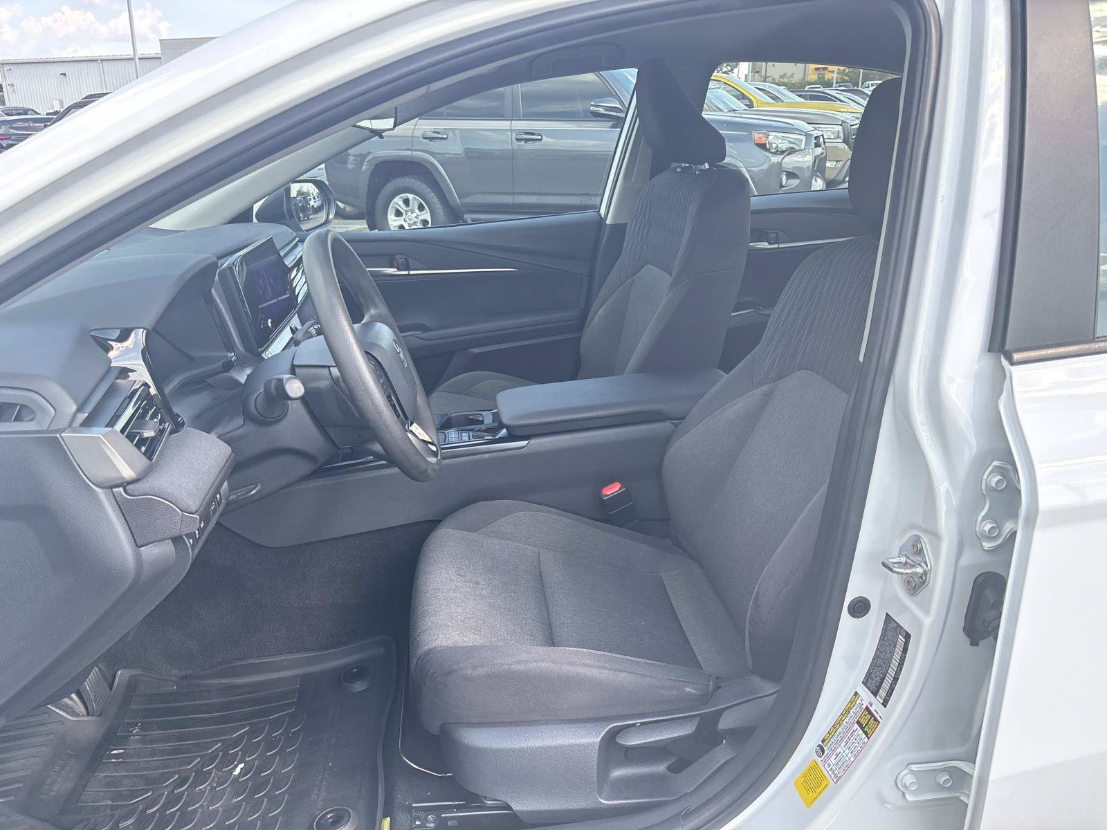 Used 2025 White Toyota LE image 10