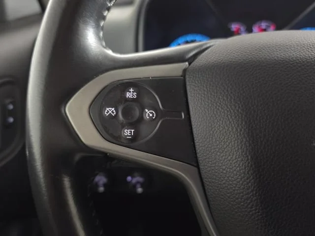 Used 2017 LASER BLUE METALLIC Chevrolet 4WD Z71 image 17