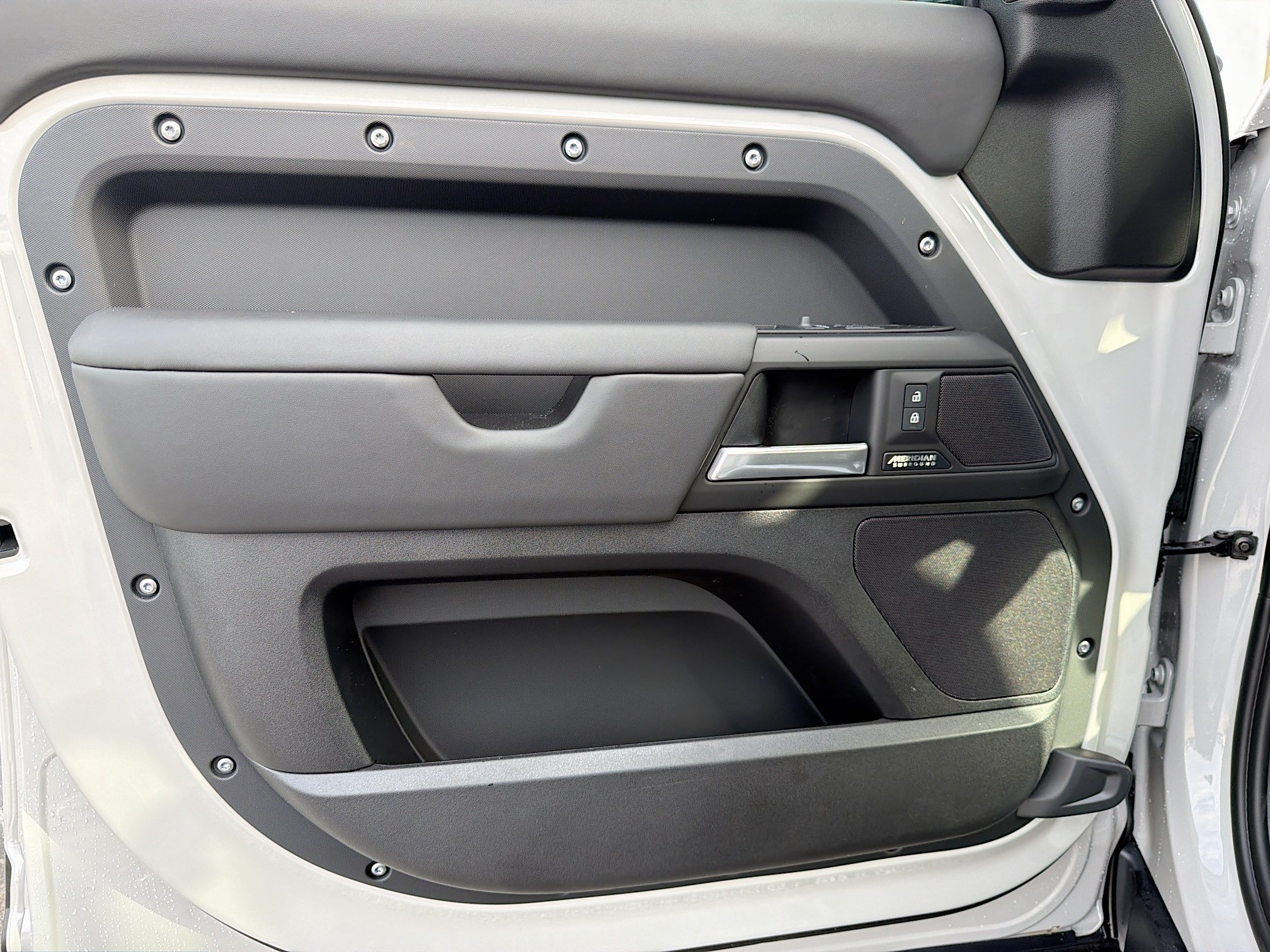 New 2026 Borasco Grey Land Rover X-Dynamic SE image 23