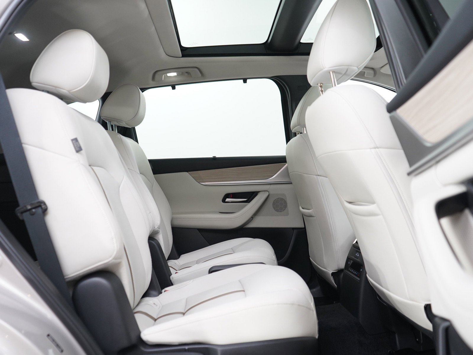 Certified Used 2024 Platinum Quartz Mazda Premium Plus image 13