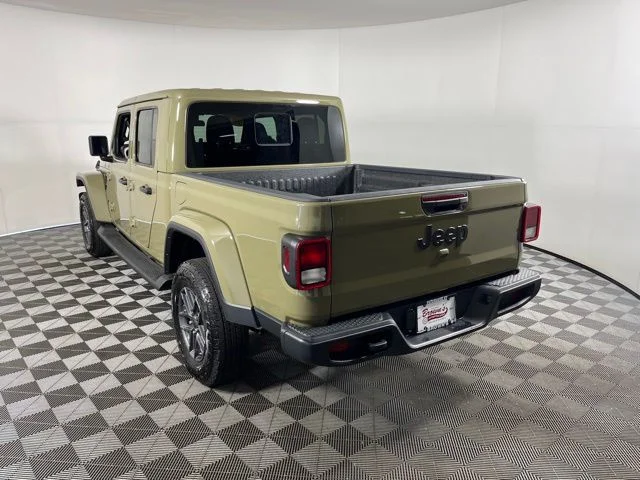 Used 2026 Green Jeep Sport S image 5