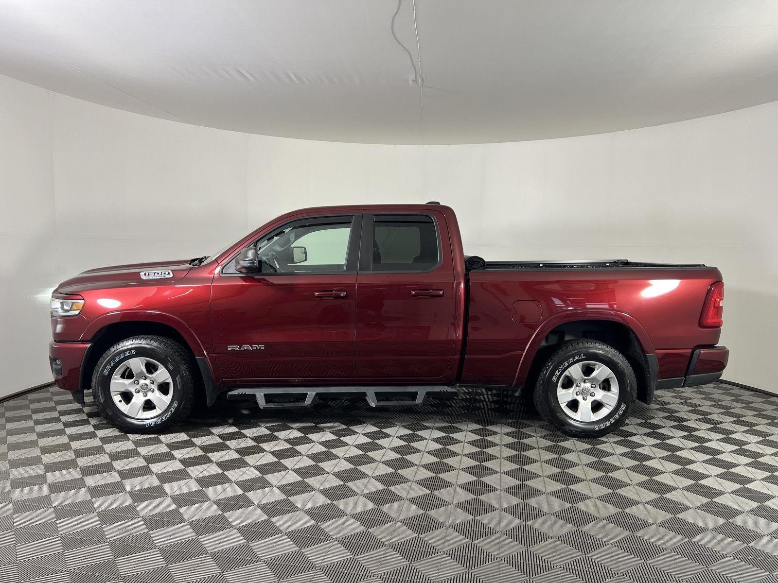 Used 2025 Delmonico Red Pearlcoat Ram Big Horn image 26