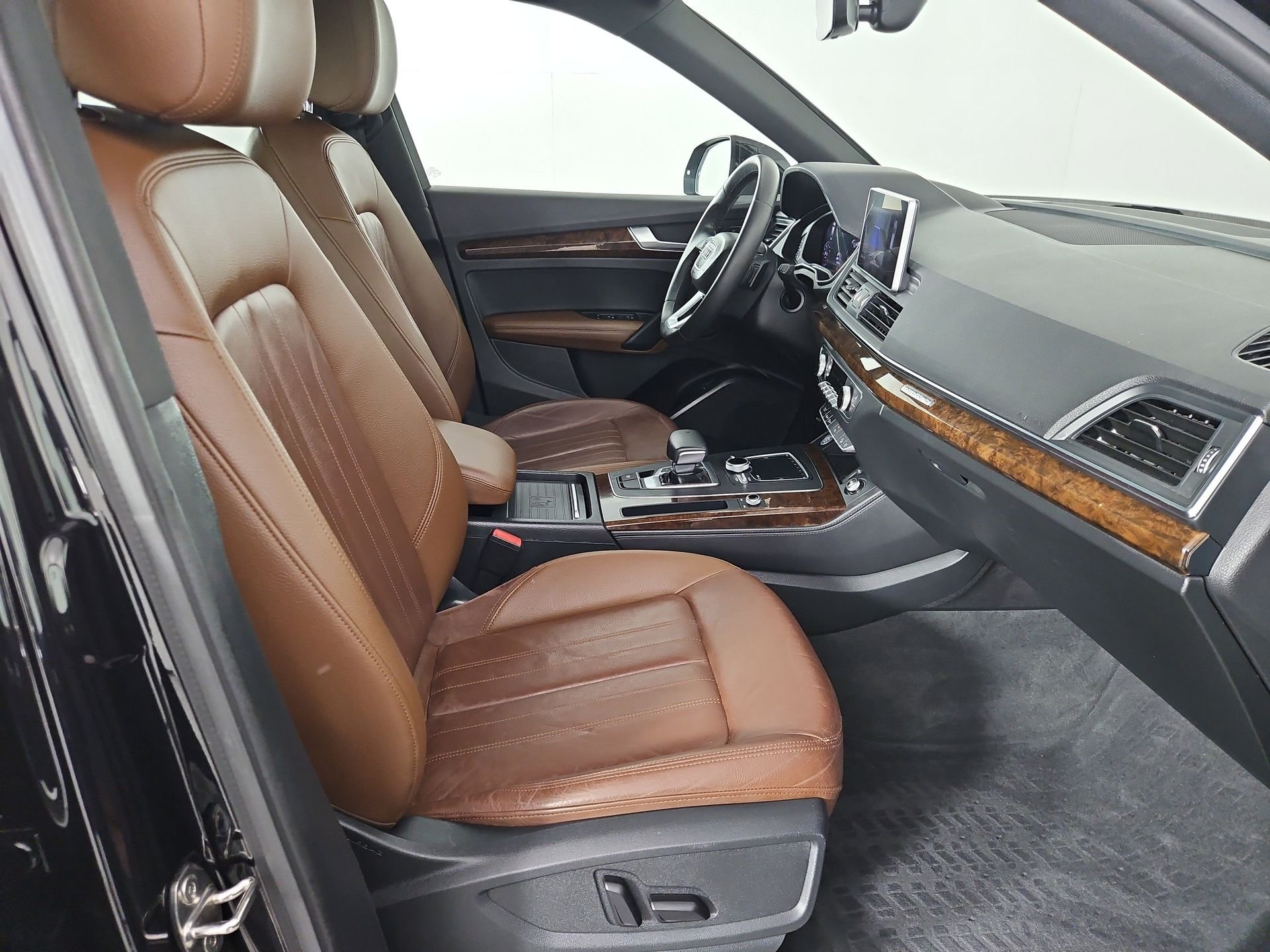 Used 2020 Black Audi 45 Premium Plus image 42