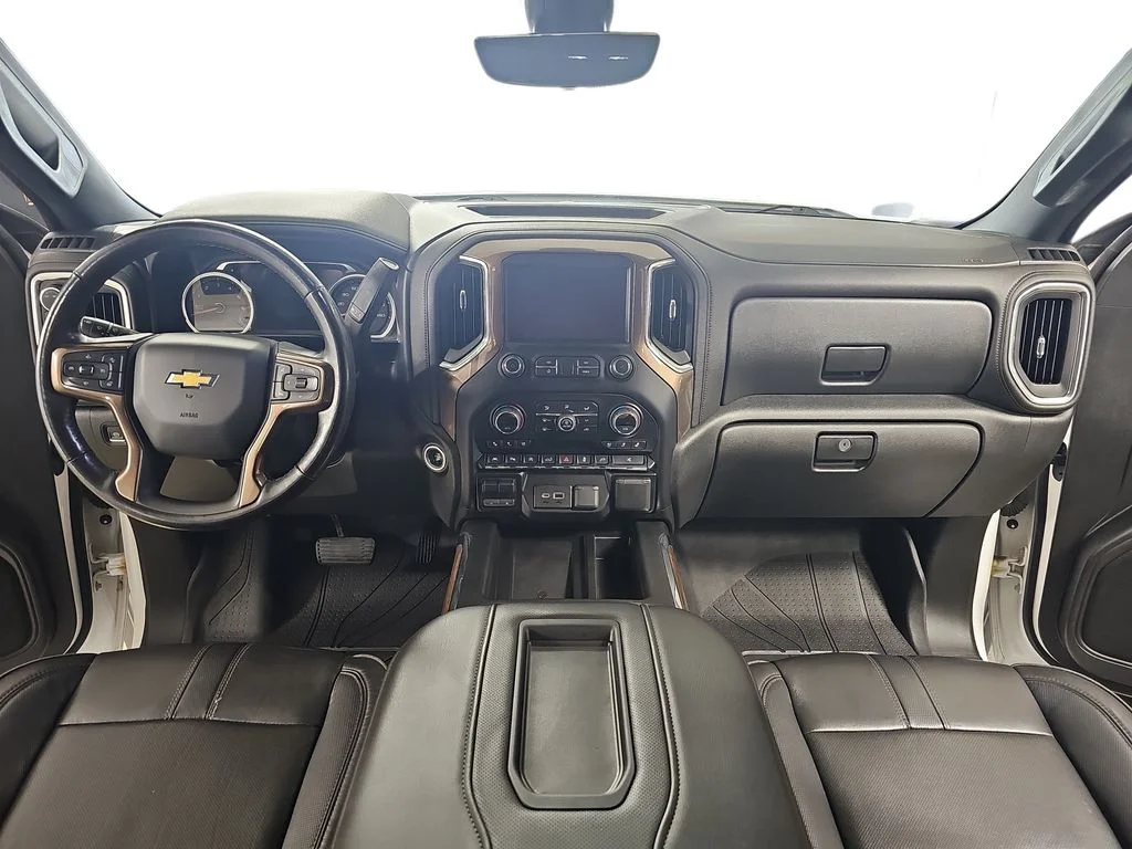 Used 2020 Beige Chevrolet High Country image 11