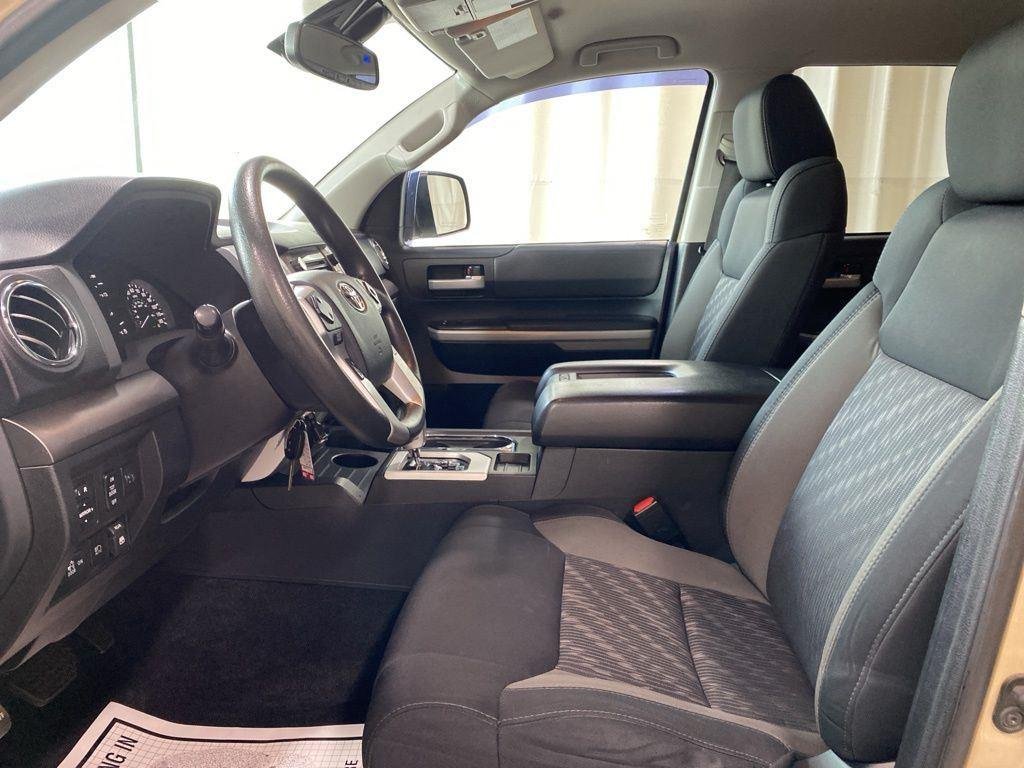 Used 2018 Quicksand Toyota SR5 image 4