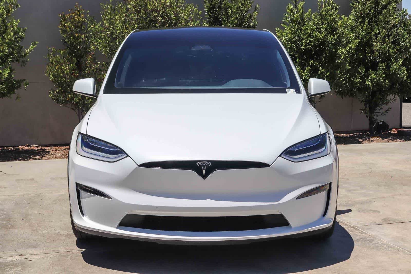 Used 2022 White Tesla Plaid image 2