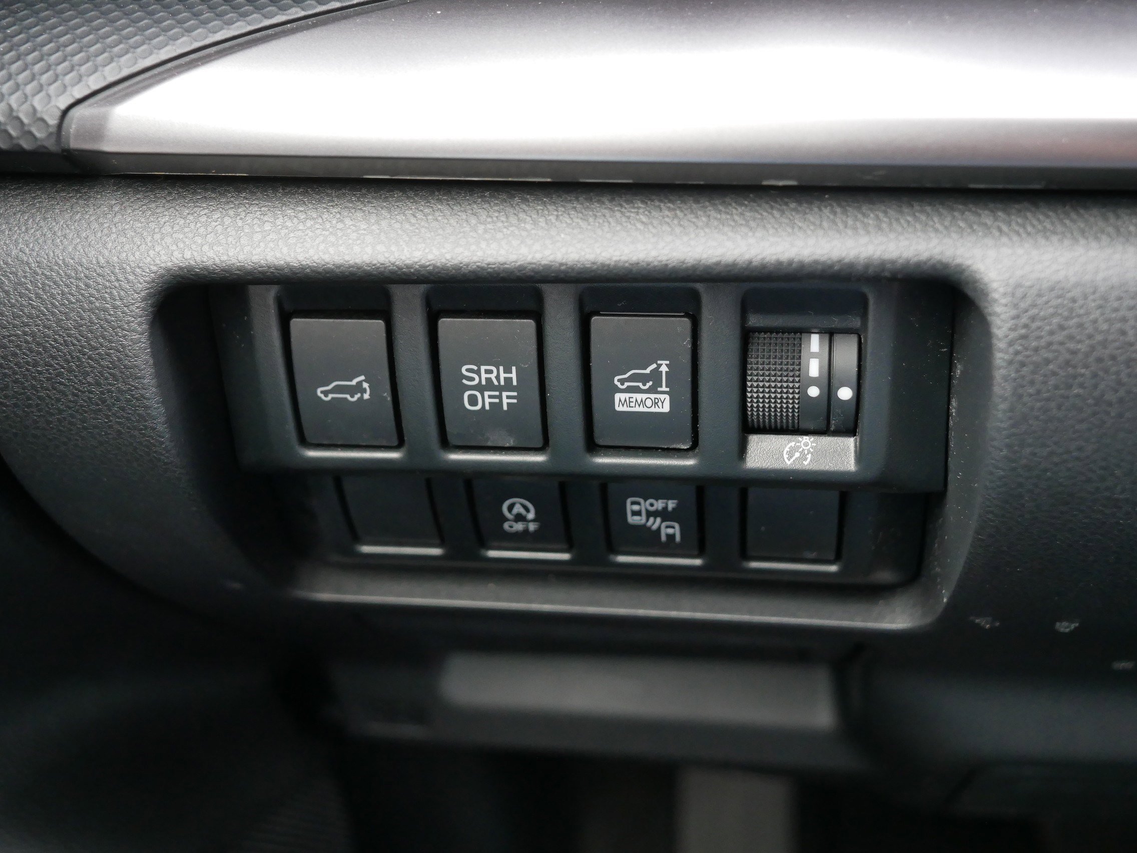 Used 2023 Crystal White Pearl Subaru Premium image 26