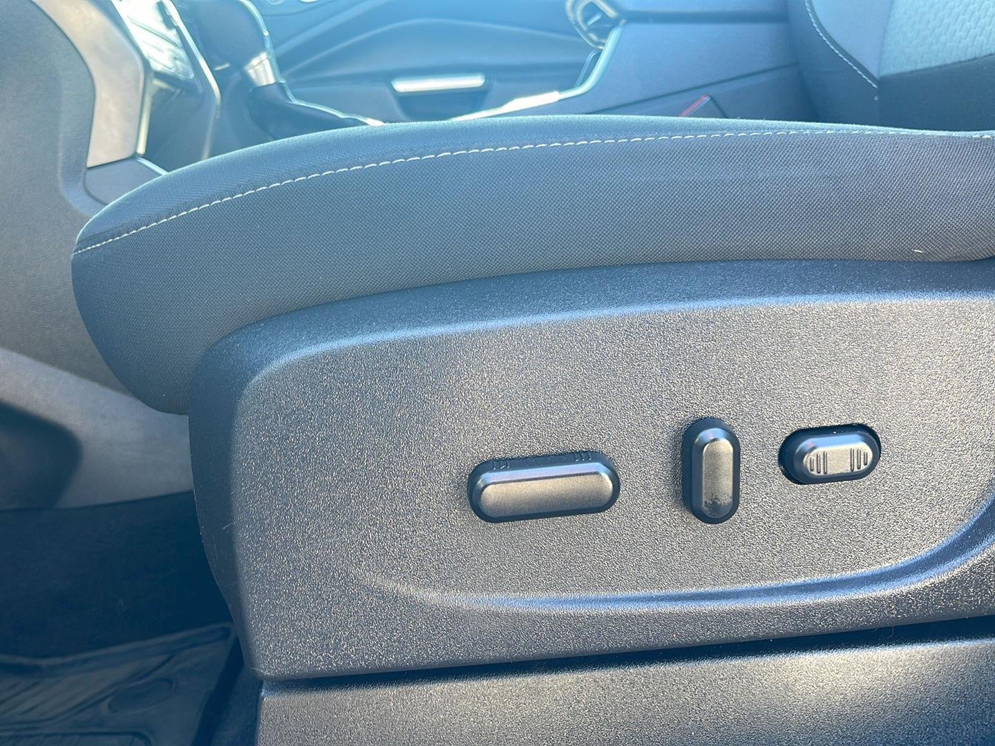 2017 Ford Escape SE - Photo 19
