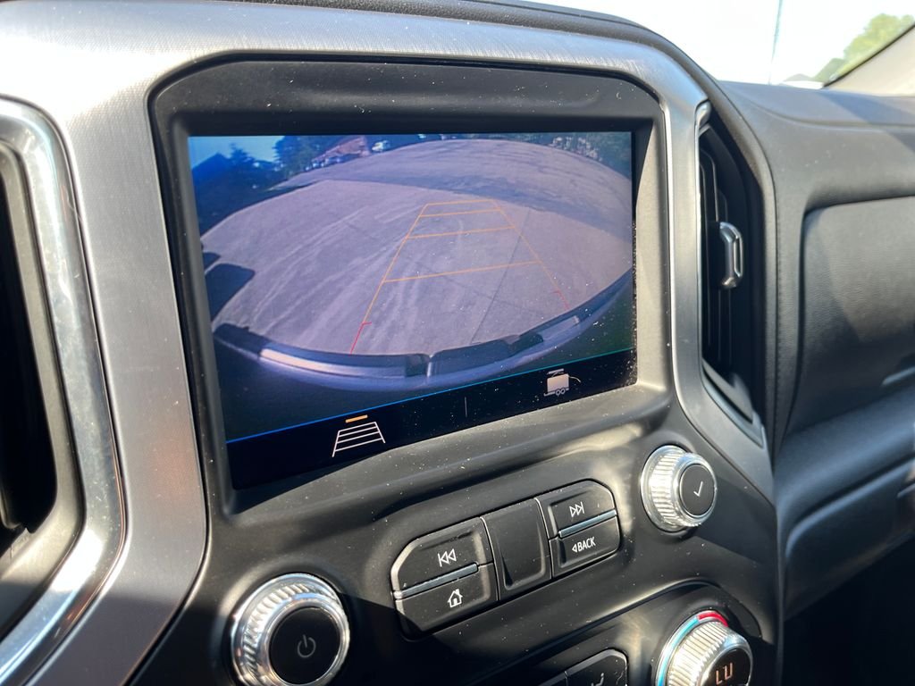 Used 2021 White GMC Elevation image 19