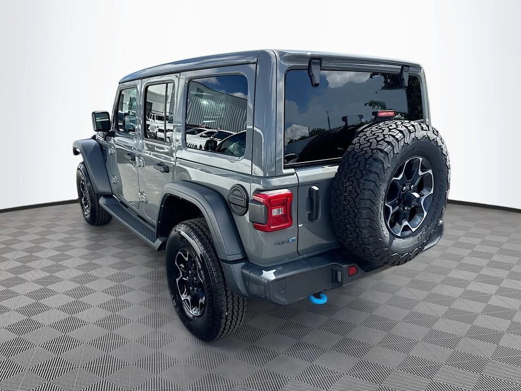 Used 2022 Gray Jeep Unlimited Rubicon 4xe image 8