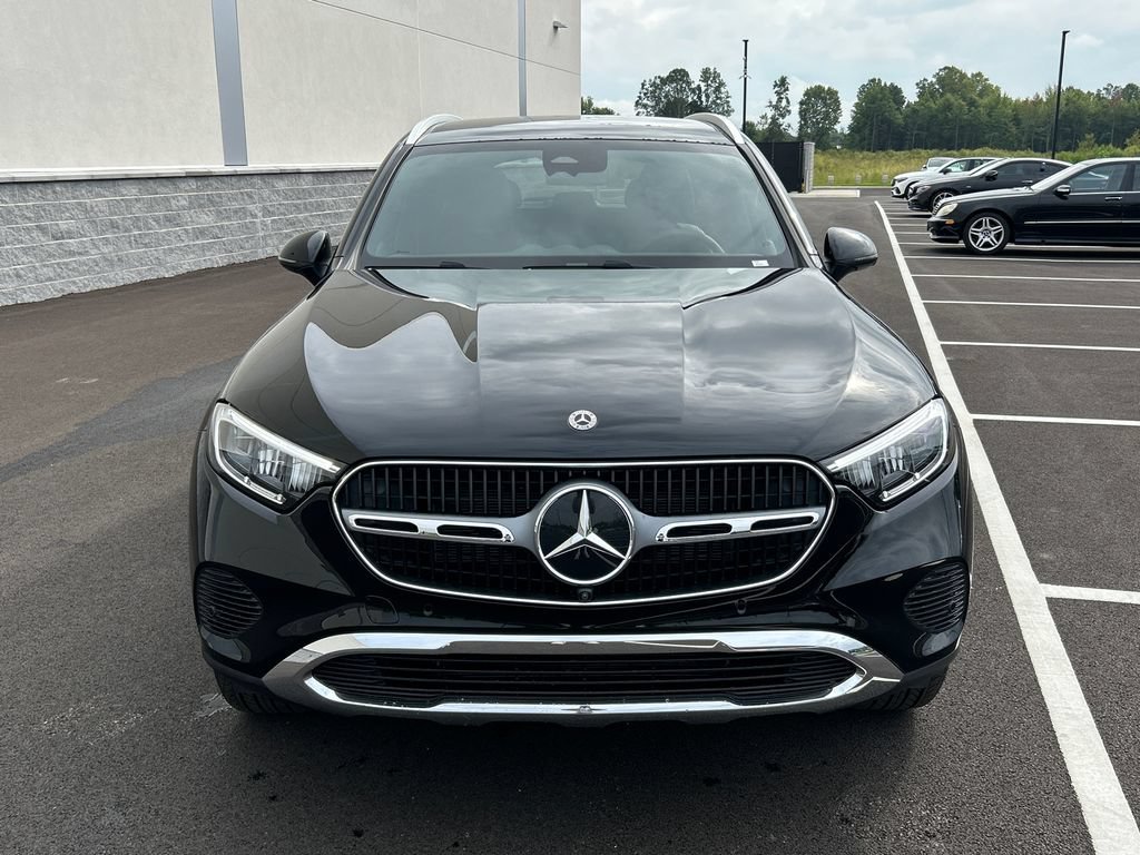 New 2026 Black Mercedes-Benz GLC 300 image 39