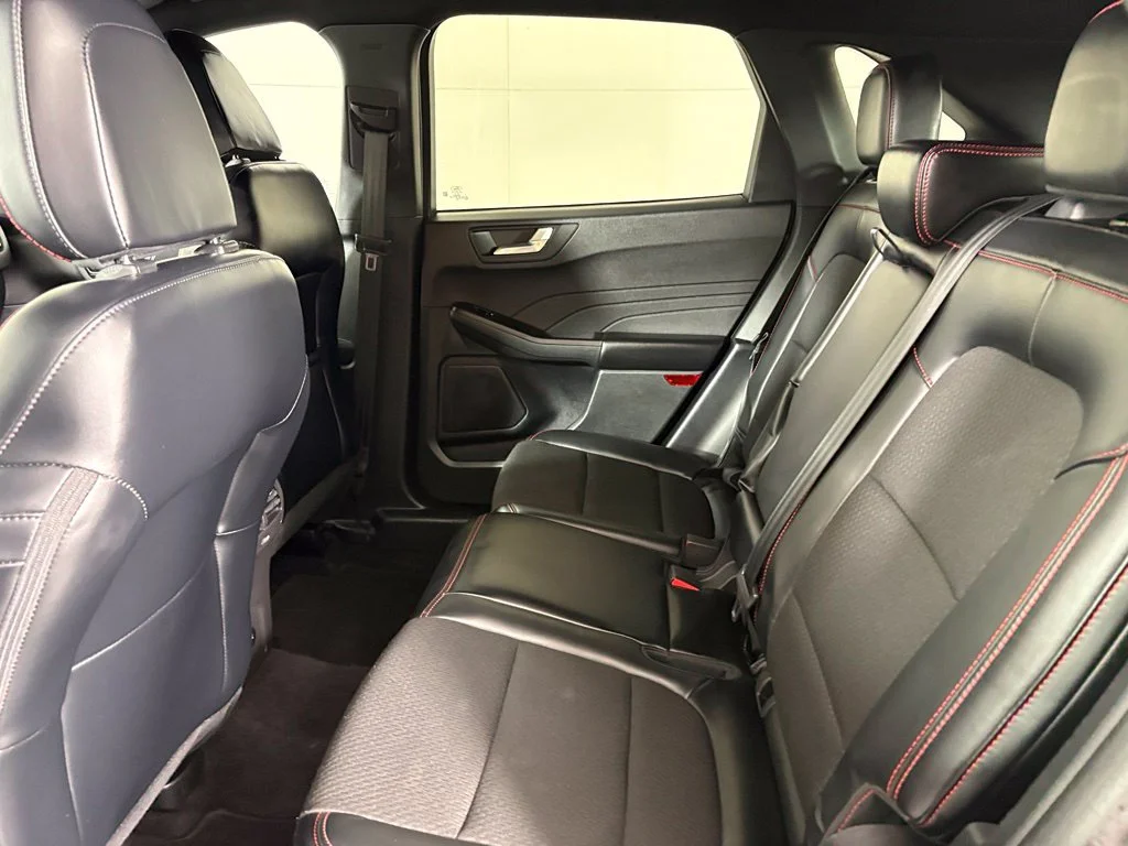 Used 2025 Gray Ford ST-Line image 42