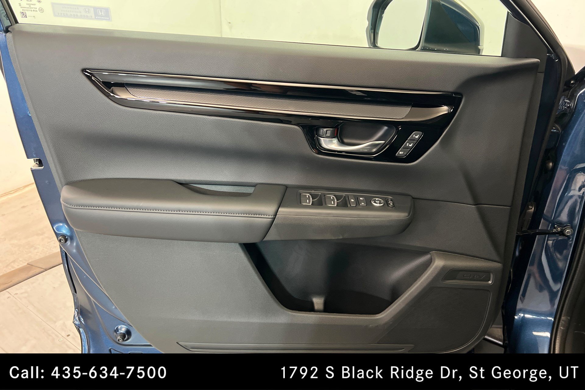 Used 2024 Summit White Buick Sport Touring image 211